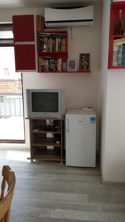 White Home-Apartament Burgas Exterior photo